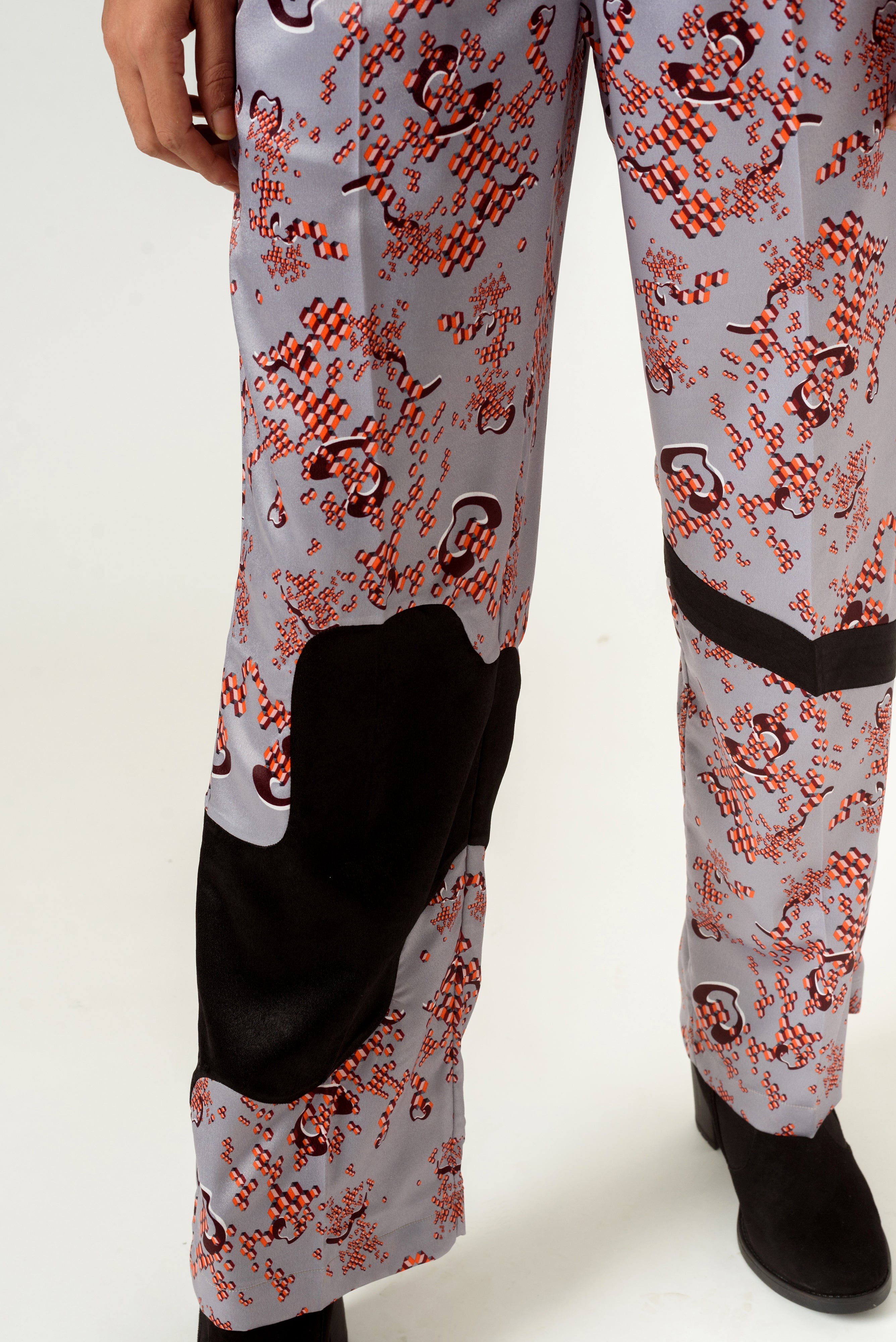 DNA-Print Trousers - siddhantagrawal